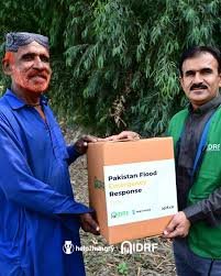 Volunteer receiving training and recognition