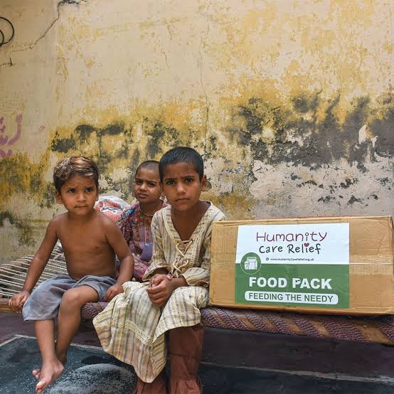 Volunteer mentoring orphan children