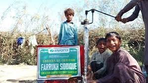 Hand-pump clean water